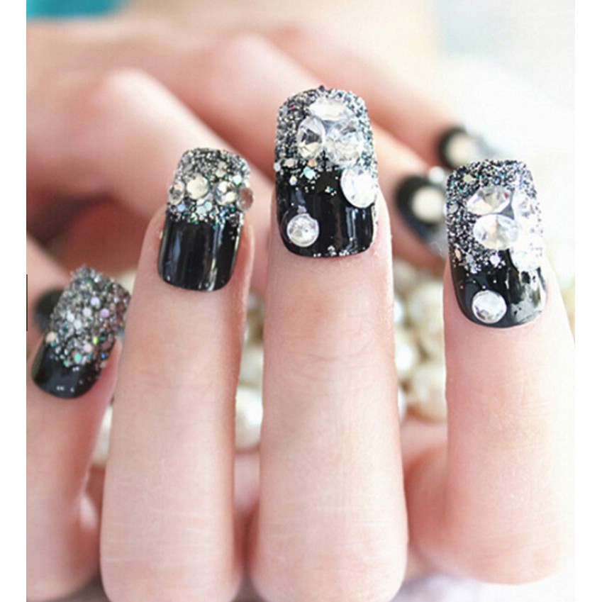 NAIL ART - 24 Pcs kuku warna hitam bergaya metalik u/party