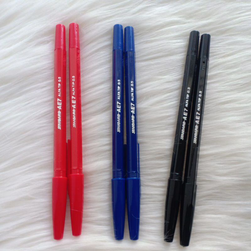 PEN STANDARD AE7 (0.5MM) HITAM/BIRU/MERAH