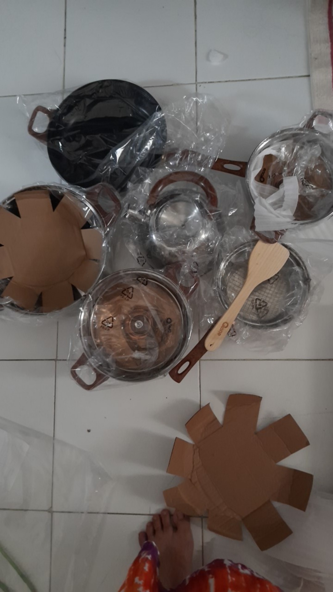 Oxone Wajan Panci Set Ox-933 / Ox933 / Ox 933 (12+2 Pieces) Garansi Resmi