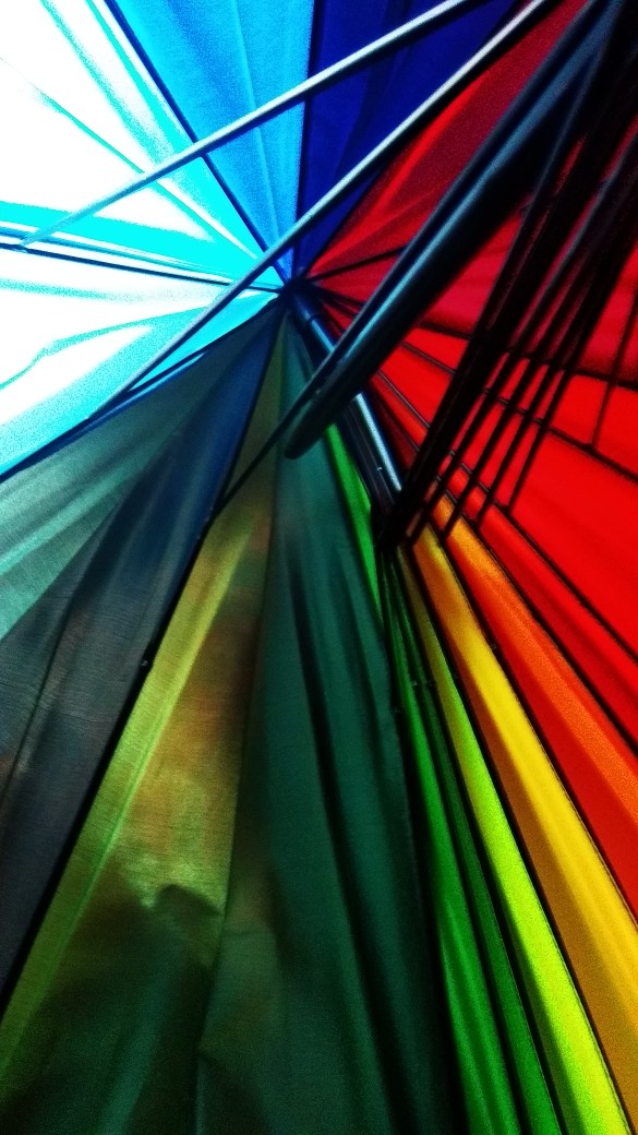 Payung Warna Warni Pelangi Jumbo