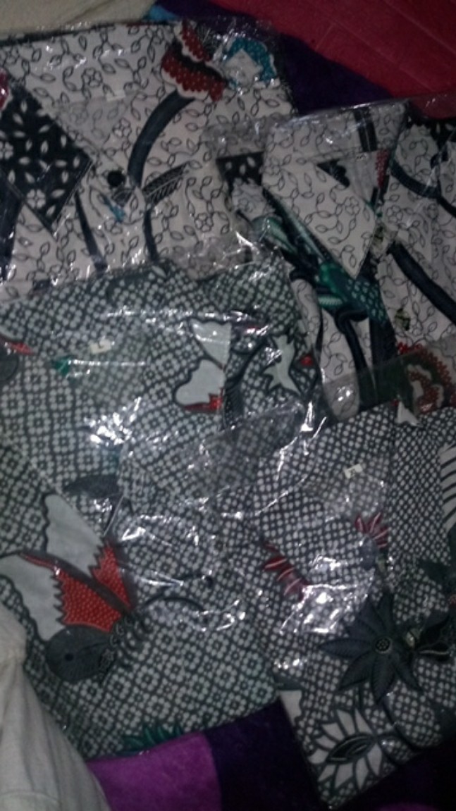 Batik Couple Ayah Anak Motif Ilalang Putih,batik Copel Ayah Dan Anak,batik Keluarga