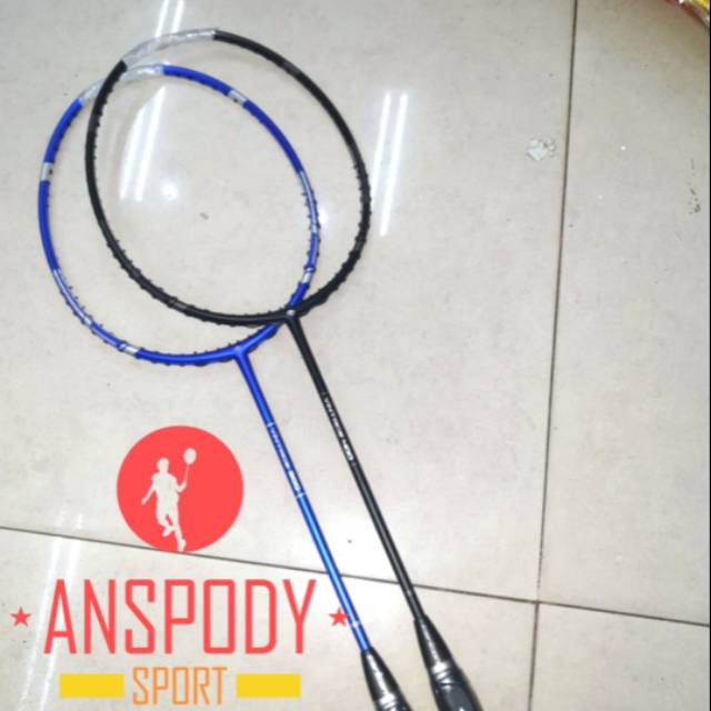 RAKET BADMINTON CARLTON VINTAGE 300/400