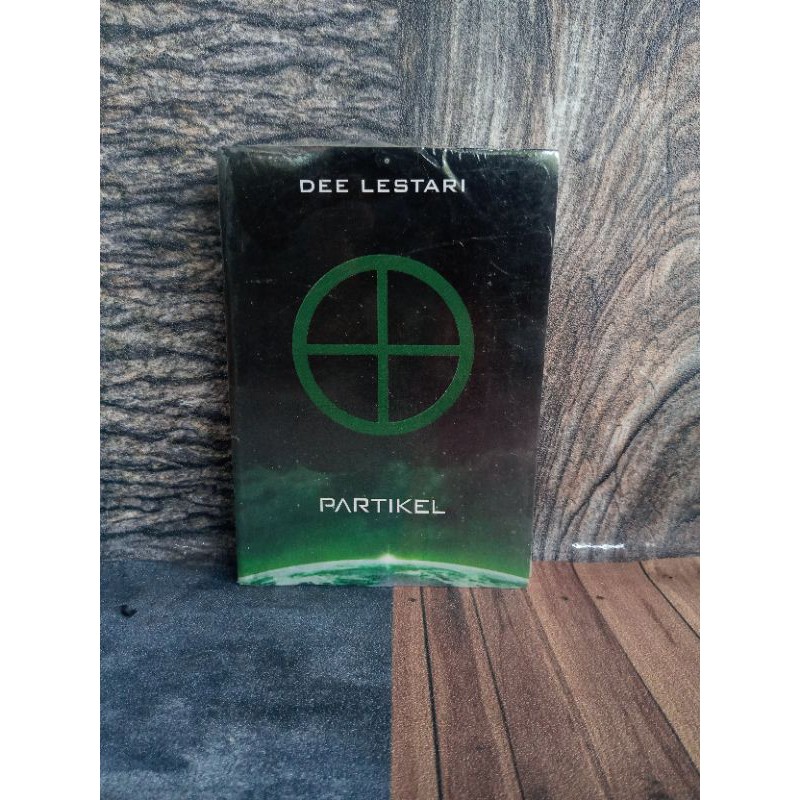 DEE LESTARI PARTIKEL
