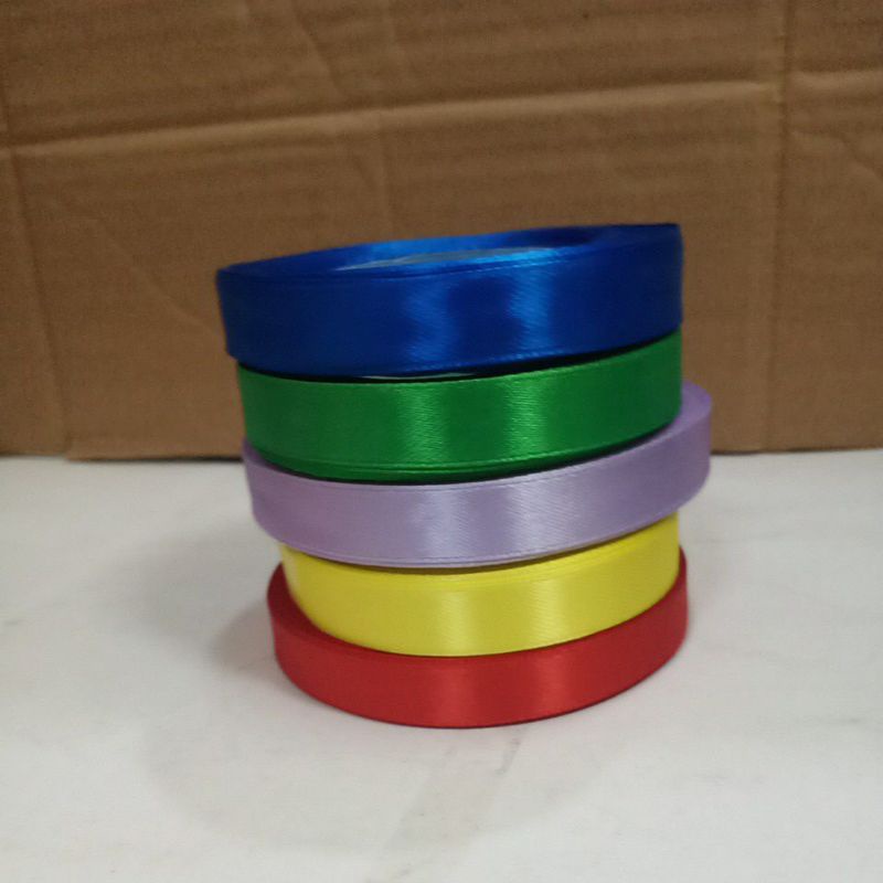 

Pita Kain Satin Ukuran 3/4 inch