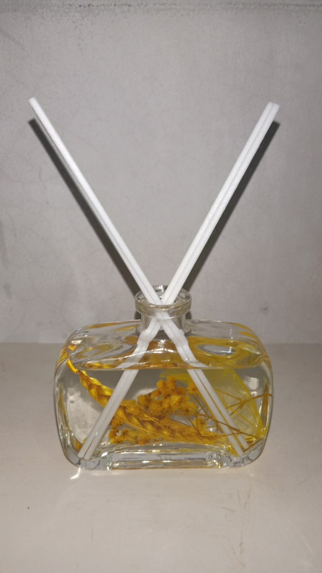 Reed Diffuser 100 Ml Aroma Difuser Dengan Bunga Asli Stick Rattan Rotan Aromatherapy Wiachnn