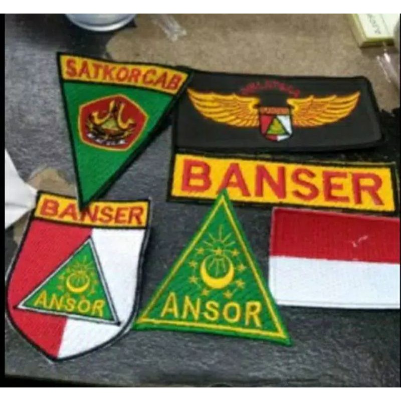 atribut logo banser lengkap