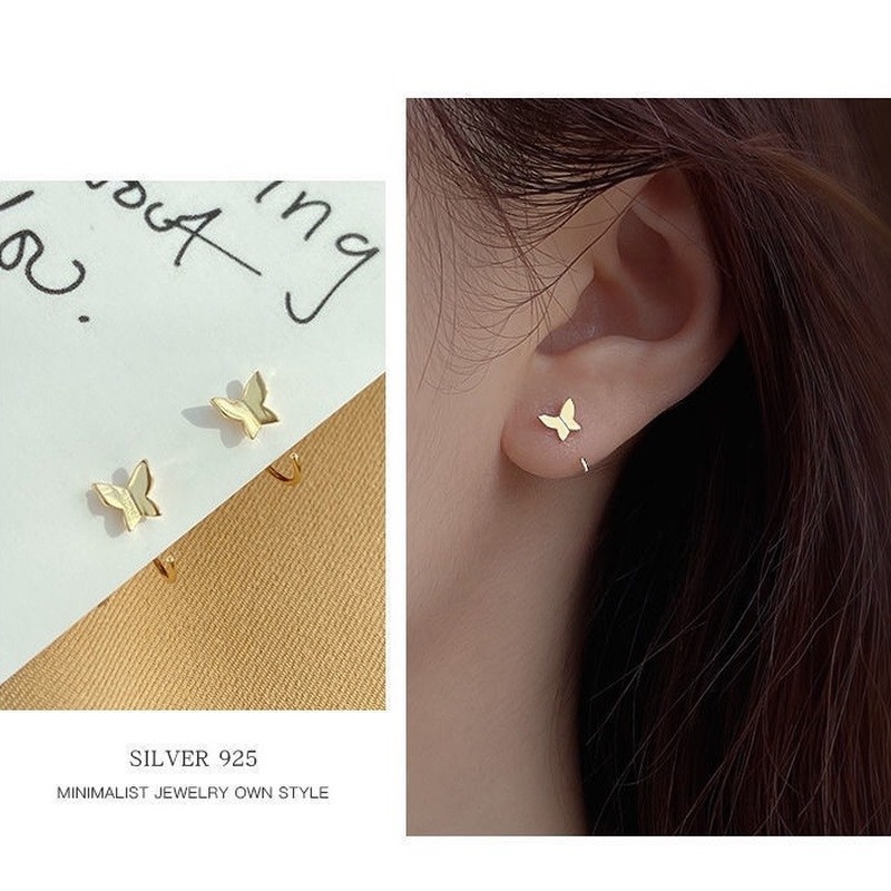 1 Pasang Anting Stud Mini Bentuk Kupu-Kupu Bahan Logam Lapis Emas Perak Untuk Wanita