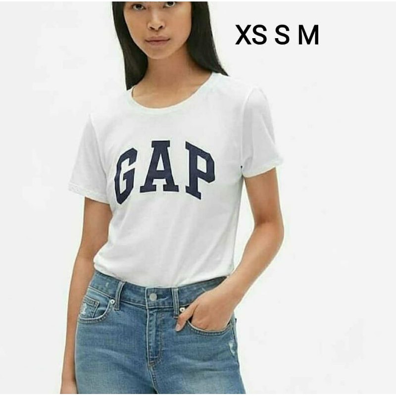 Kaos Gap wanita dewasa