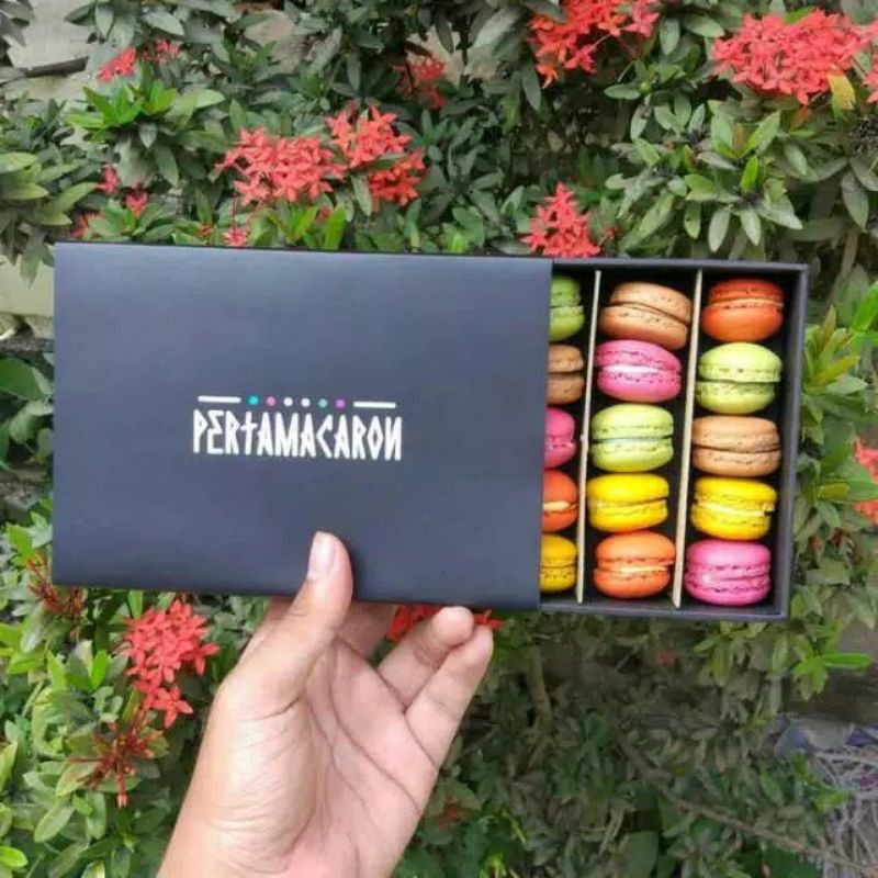 

Pack 1 isi 25 pcs Macaron by Pertamacaron