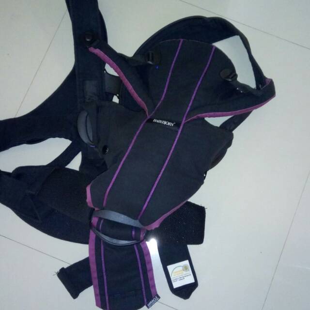 Gendongan baby bjorn