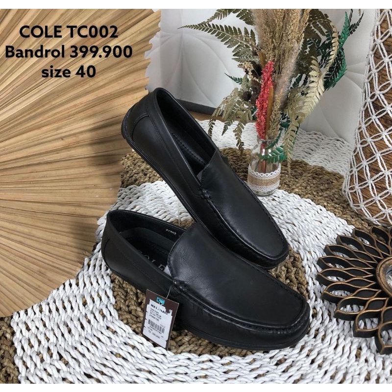 SEPATU FORMAL COLE SLIP ON