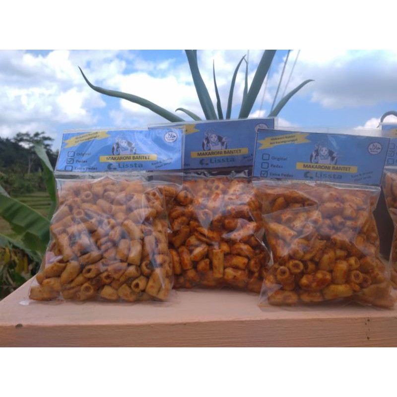 

MAKARONI BANTET KARANGNUNGGAL TASIKMALAYA 73 gram (Rasa dan Aroma Daun Jeruk) ecer 3.500/pcs