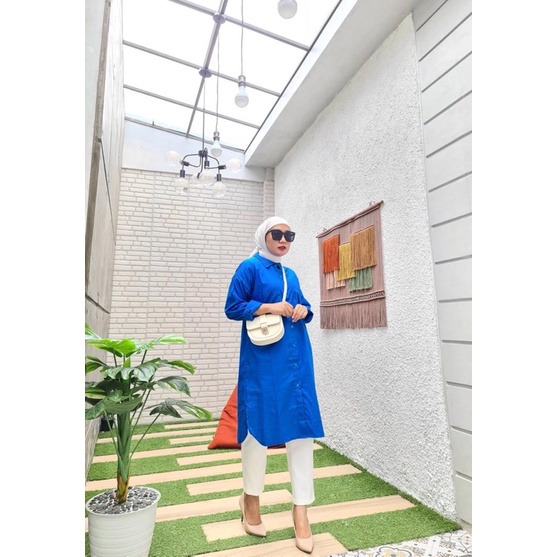 Yola Basic Dress
