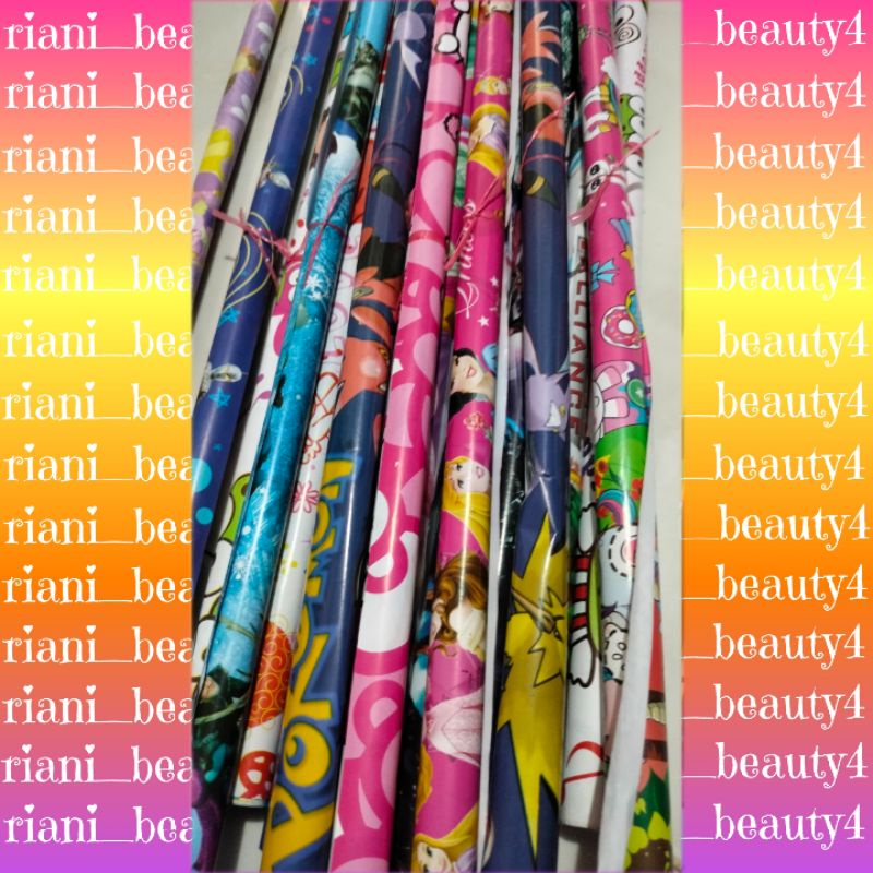 

KERTAS KADO MOTIF/KARAKTER LUCU BAHAN GLOSSY / LEMBAR