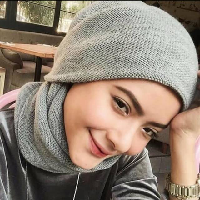 Jilbab Hijab Kerudung Hoodie Instan Rajut