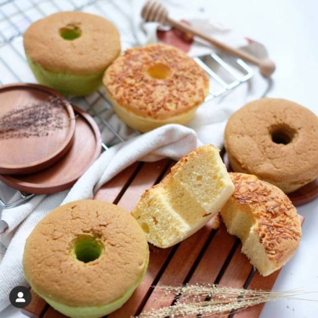 

Chiffon cake, roti chiffon, kue chiffon mini