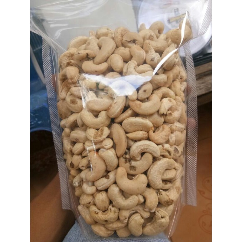 

Kacang Mente Utuh