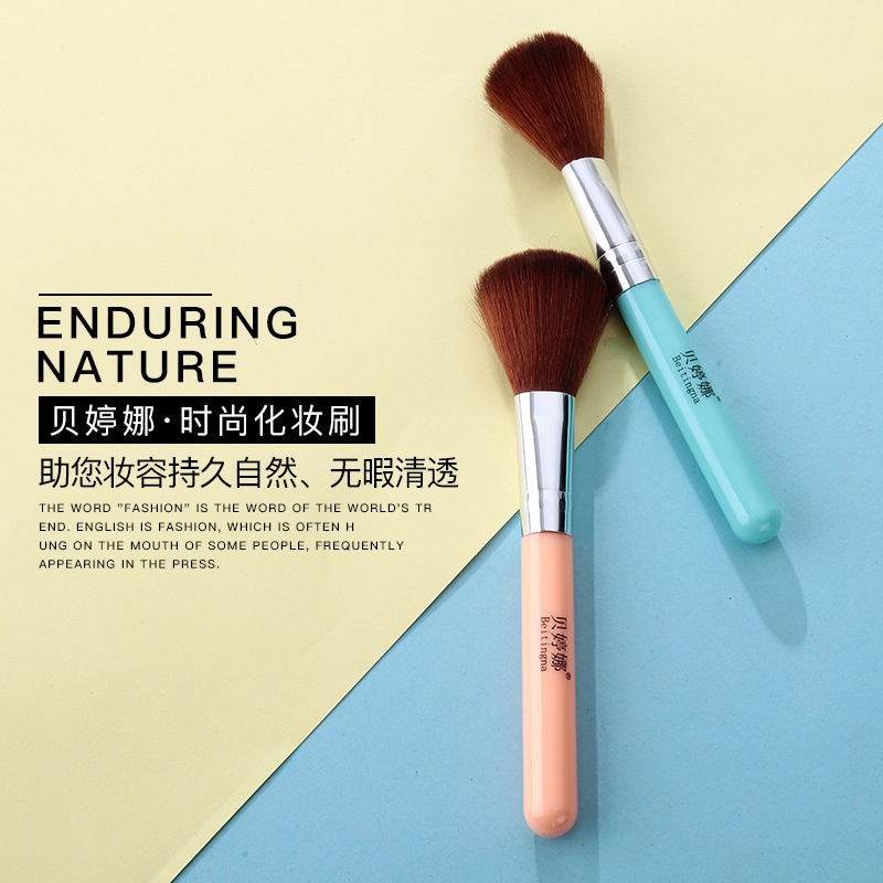 3 in 1 Make Up Brush Mini Travel Brush Easy to use for beginners