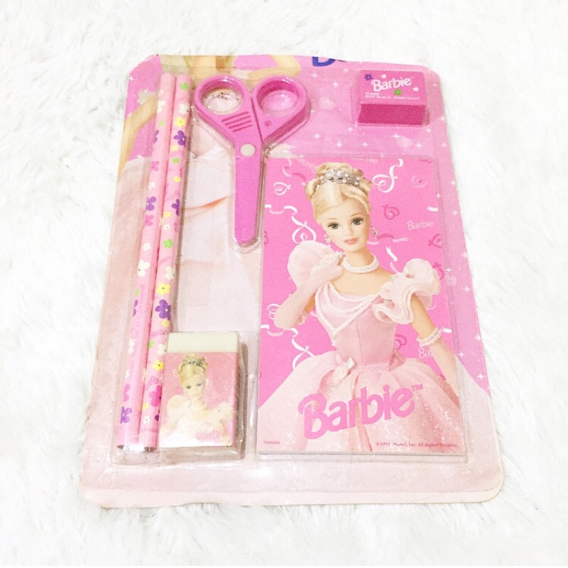 

Barbie ATK Set Alat Tulis Gunting Pensil Penghapus Rautan Notebook Pencil Eraser Scissors Sharpener Cute Stuff Barang Pernik Lucu Gunting Rautan Orotan Ongotan Sharpener Anak Peralatan Perlengkapan Sekolah