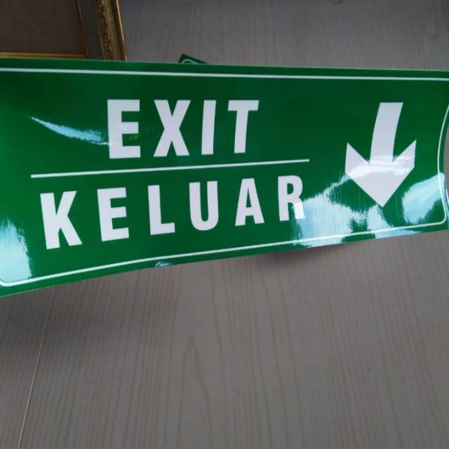 

Stiker Exit (Keluar)