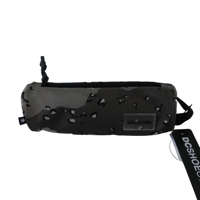 

Pencilcase DC Tanker Frost Chip Camo Original