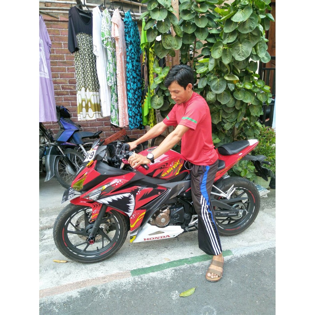 Stiker Striping List Motor Cbr 150 R Shark Drag Spare Part