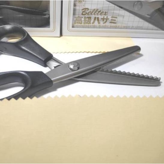 

Kekinian Gunting Kain Zigzag 9-230mm Stainless Steel Plastic Handle