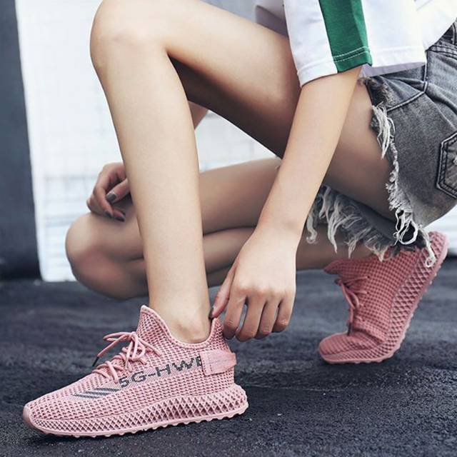 Sepatu Sneaker Import Trendy Versi Korea Girls
