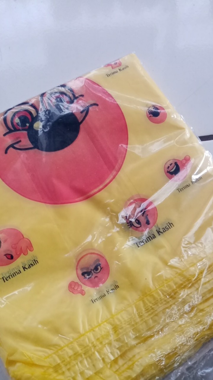 Uk 15 Kantong Kresek Plastik Smile ( Isi 50 Lembar
