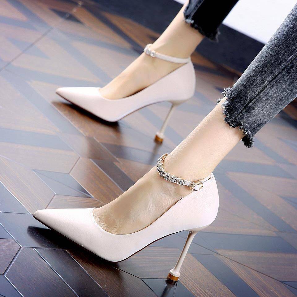 model sepatu high heels 2019