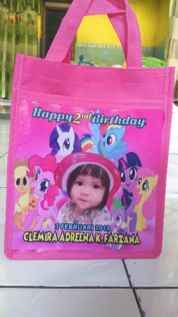 Tas promosi perusahaan / Tas Ulang Tahun Anak Praktis Bebas Pilih Desain-1