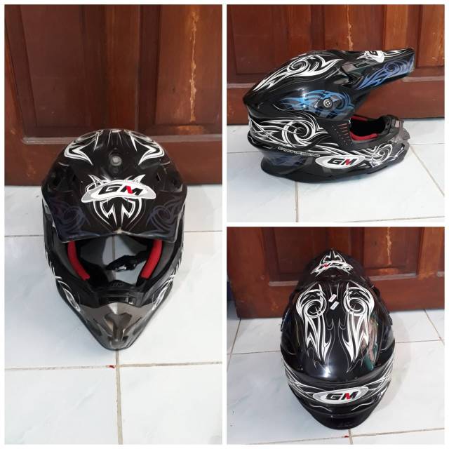 Helm GM Cross Black Motif