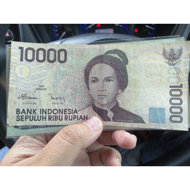 Uang Kertas 10000 rp TJUT NJAK DHIEN