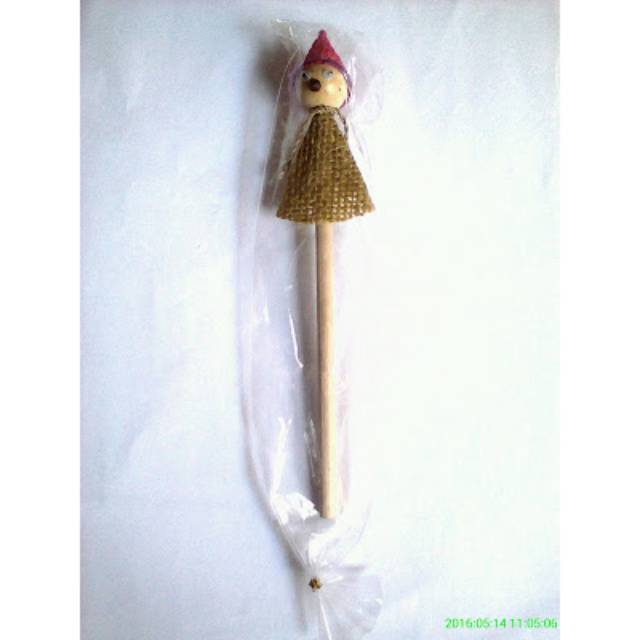 

pensil kayu dengan desain unik