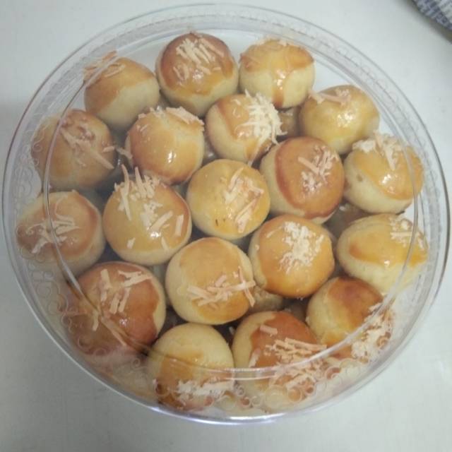 

Nastar / Nastar toping keju/ nastar premium nastar lumer homemade