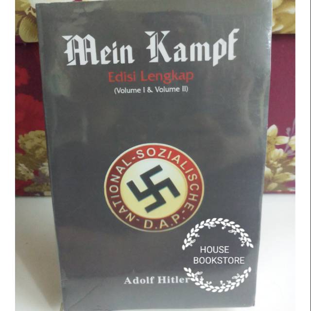 Mein Kampf Edisi Lengkap Vol 1 dan 2UKURAN BESAR KERTAS : BOOKPAPERPenulis : Adolf Hitler