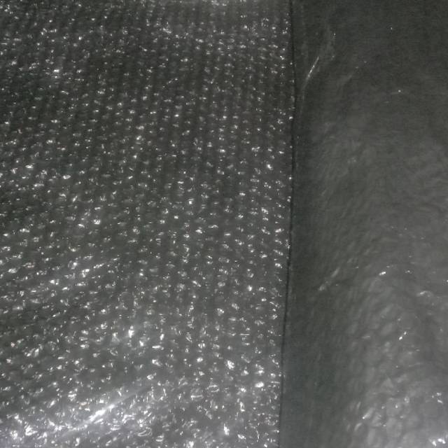 

Bubble wrap tambahan dan kardus