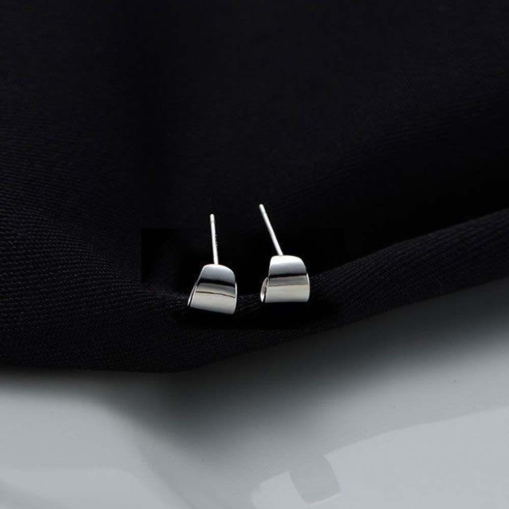 Anting Pejantan Agustina Trendi Geometris Glossy Pria Tembaga Aksesoris Telinga Gadis Anting Korea