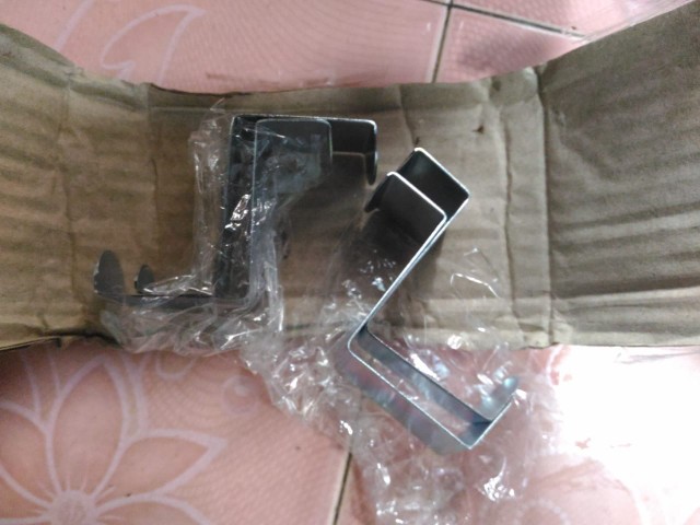 Gantungan Hook Pintu Laci Sekat Stainless Steel 2pcs Anti Karat Murah Tanpa Paku