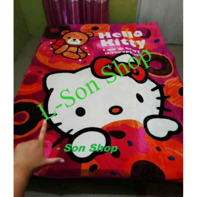 Selimut hello kitty rosanna