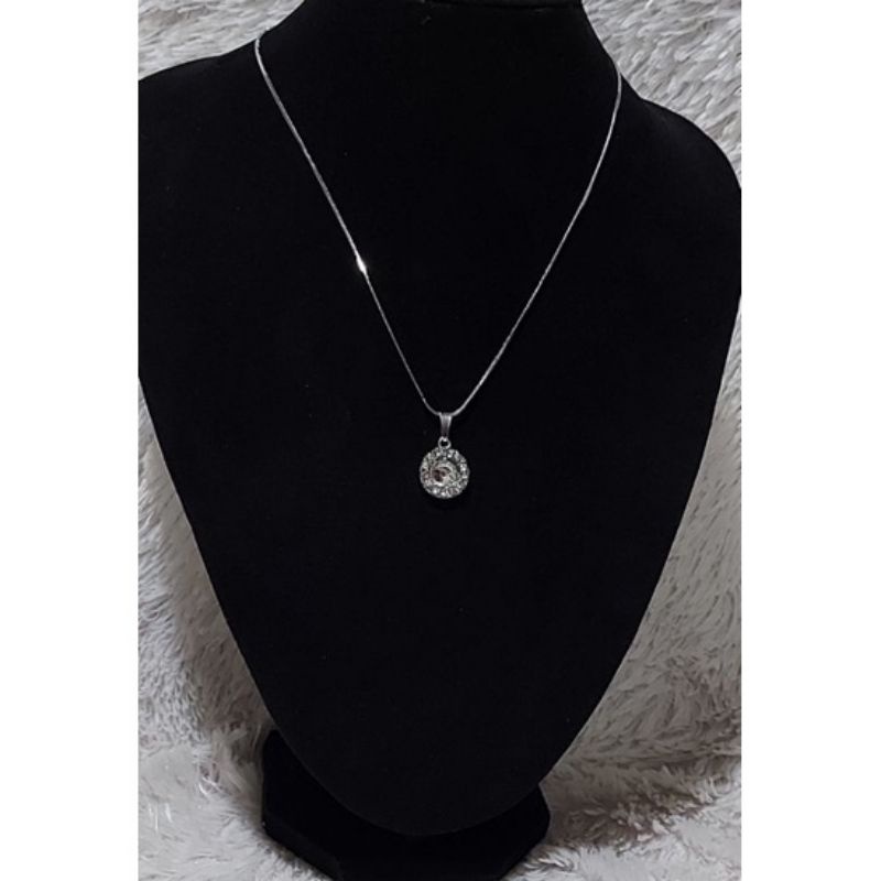 Kalung Silver Rhodium Wanita Liontin Permata cantik