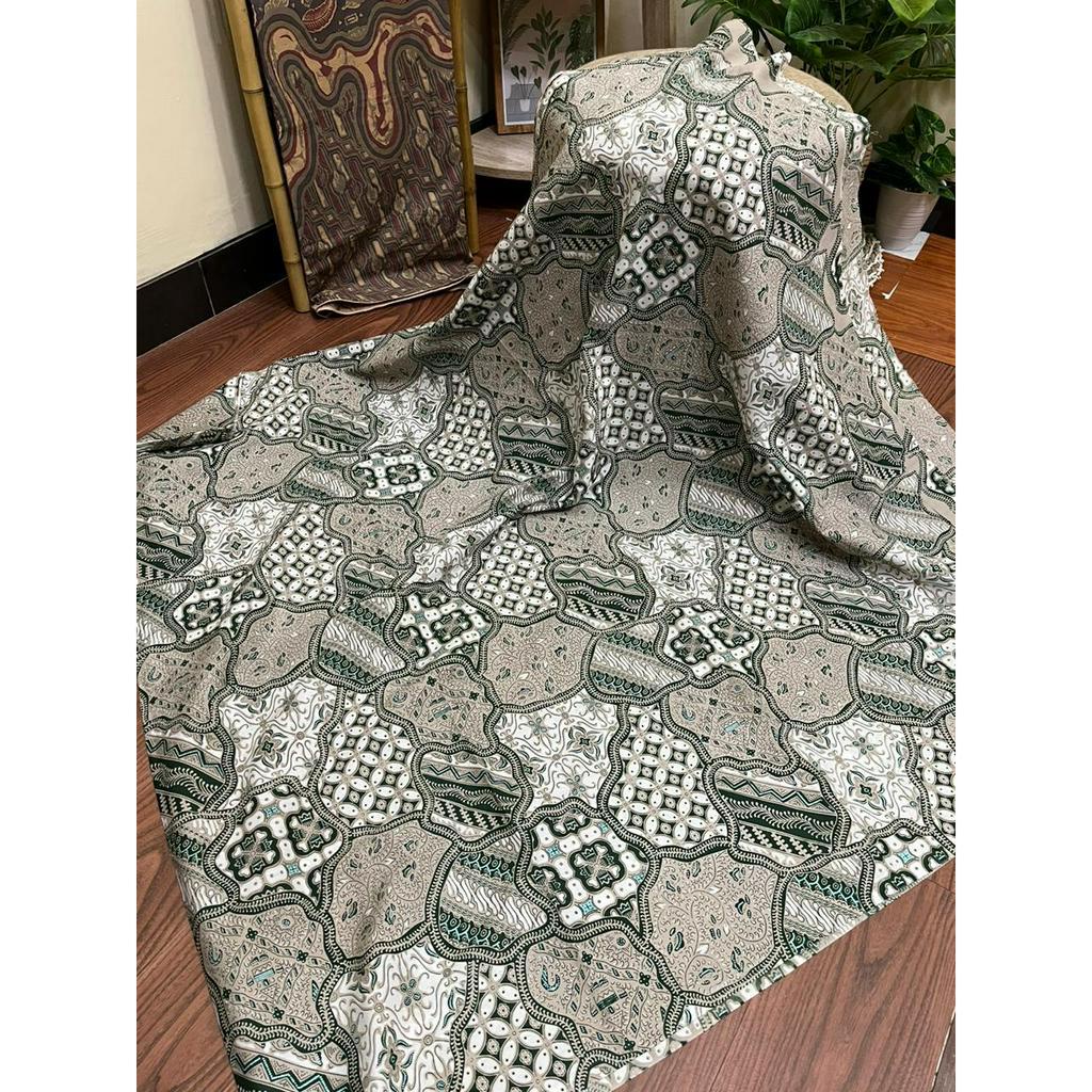Kain Jarik Batik SOLO (lawasan) motif sekar jagat warna hijau