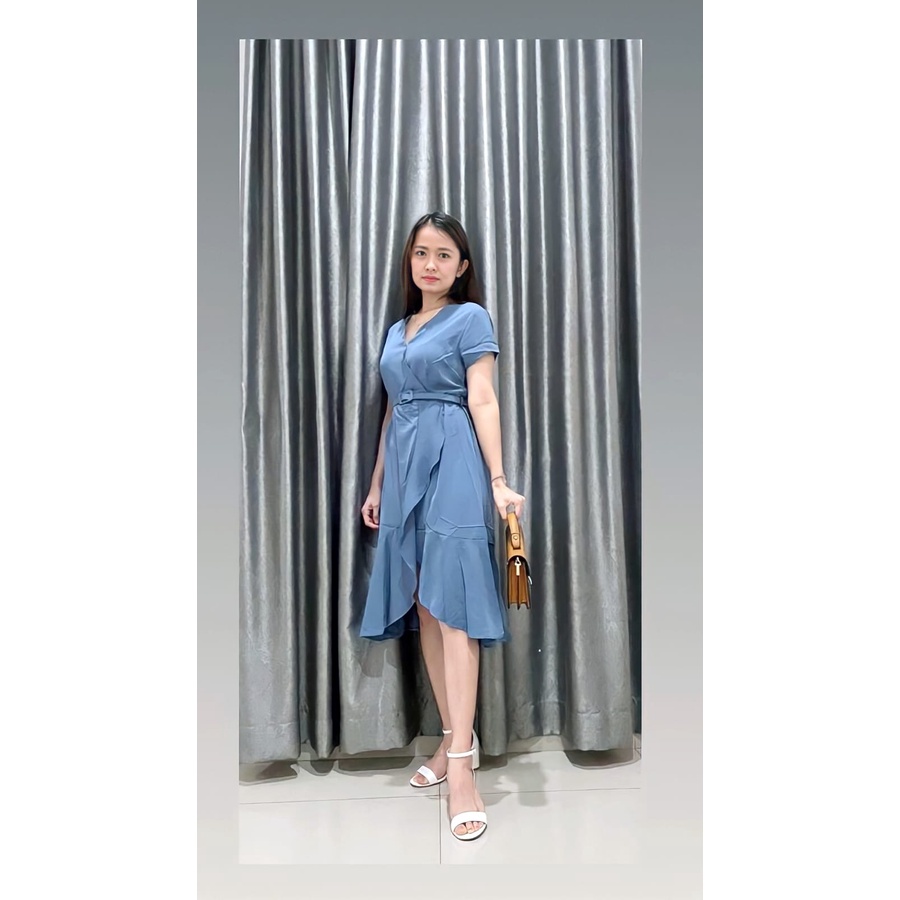 Midi Dress Model Ikat Pinggang