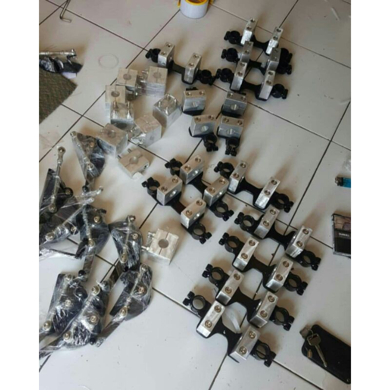 dudukan stang sonic 150R roadrace plus stang rzr