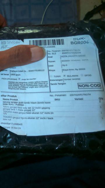 Tekiro Gergaji Besi Satu Set 12 Inch/ Gagang Gergaji Besi + Mata Gergaji 12