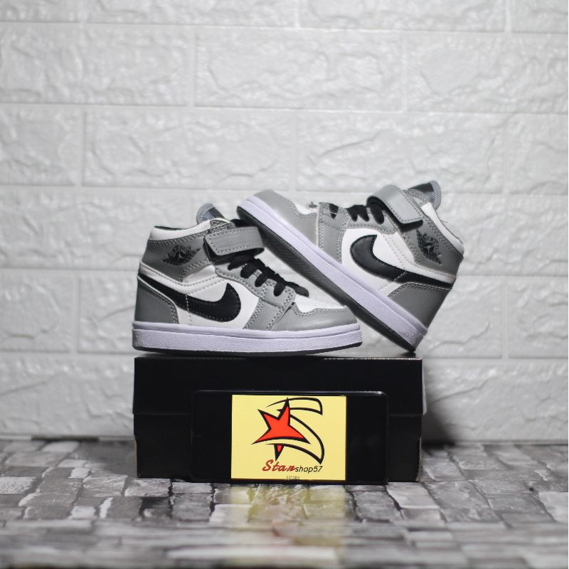SEPATU ANAK ANAK NIKE AIR JORDAN KIDS TALI INERBOX BERKUALITAS-1