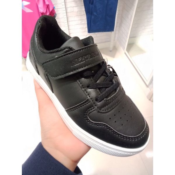 sepatu sneaker anak airwalk full hitam ORI