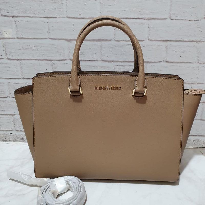 mk selma large dark khaki