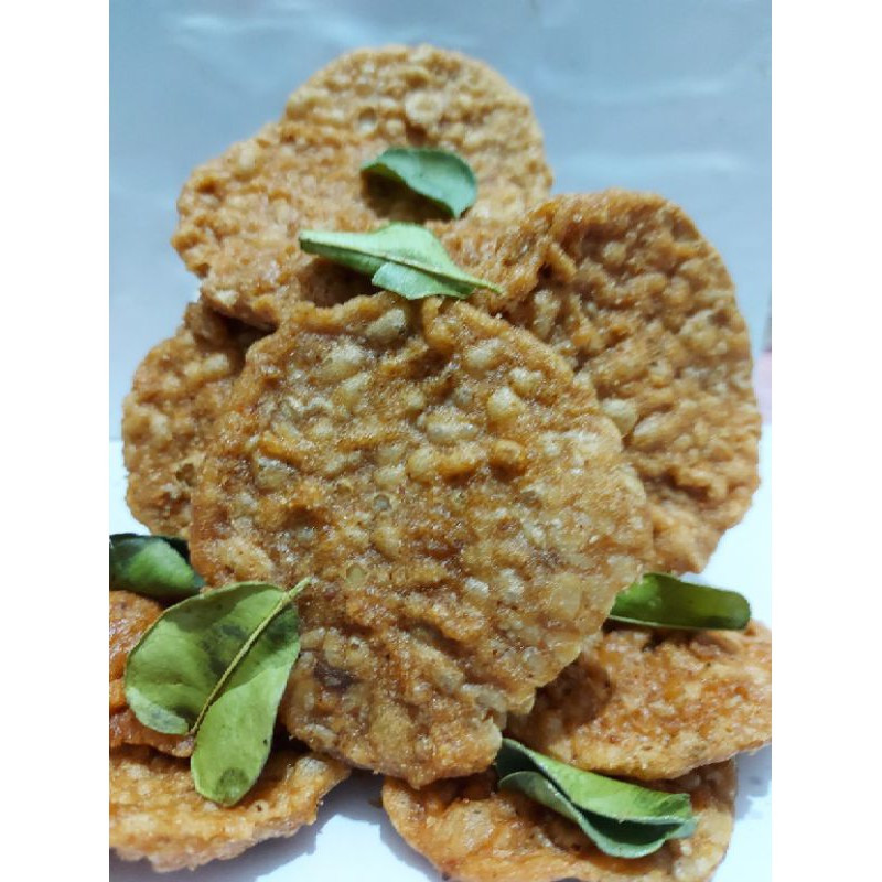 

Keripik Tempe Goreng Crispy Pedas Daun Jeruk 500gram