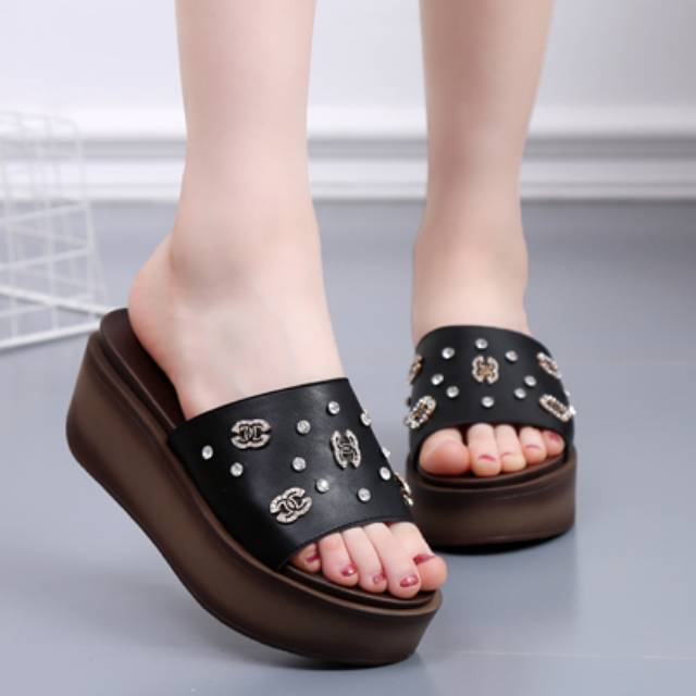 Wedges Wanita Import Tipe 1487